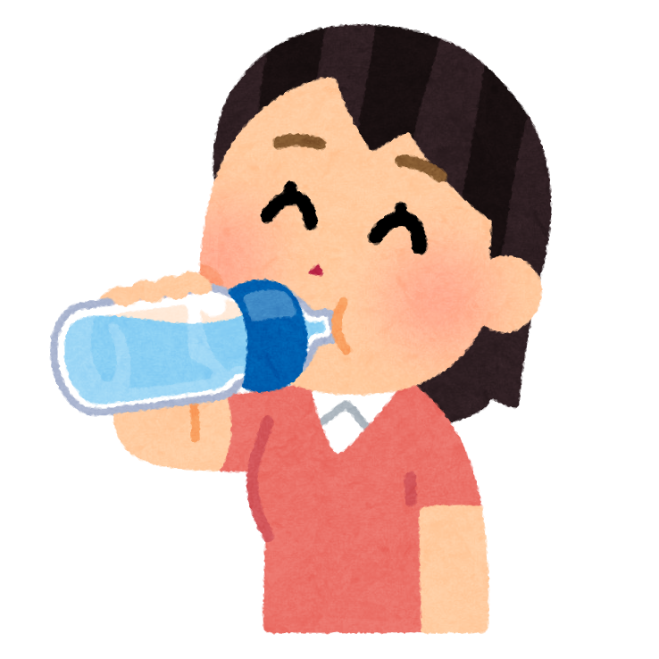 水分補給する女性